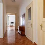 Apartment Maximilian *