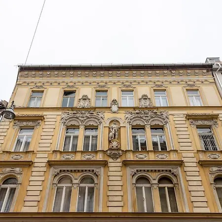 Apartament Maximilian